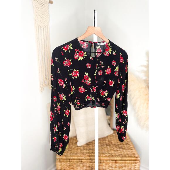 NWT Zara Floral Crop Top XS Black Twist Front Long Sleeve Romantic Garden Girl - Picture 2 of 8